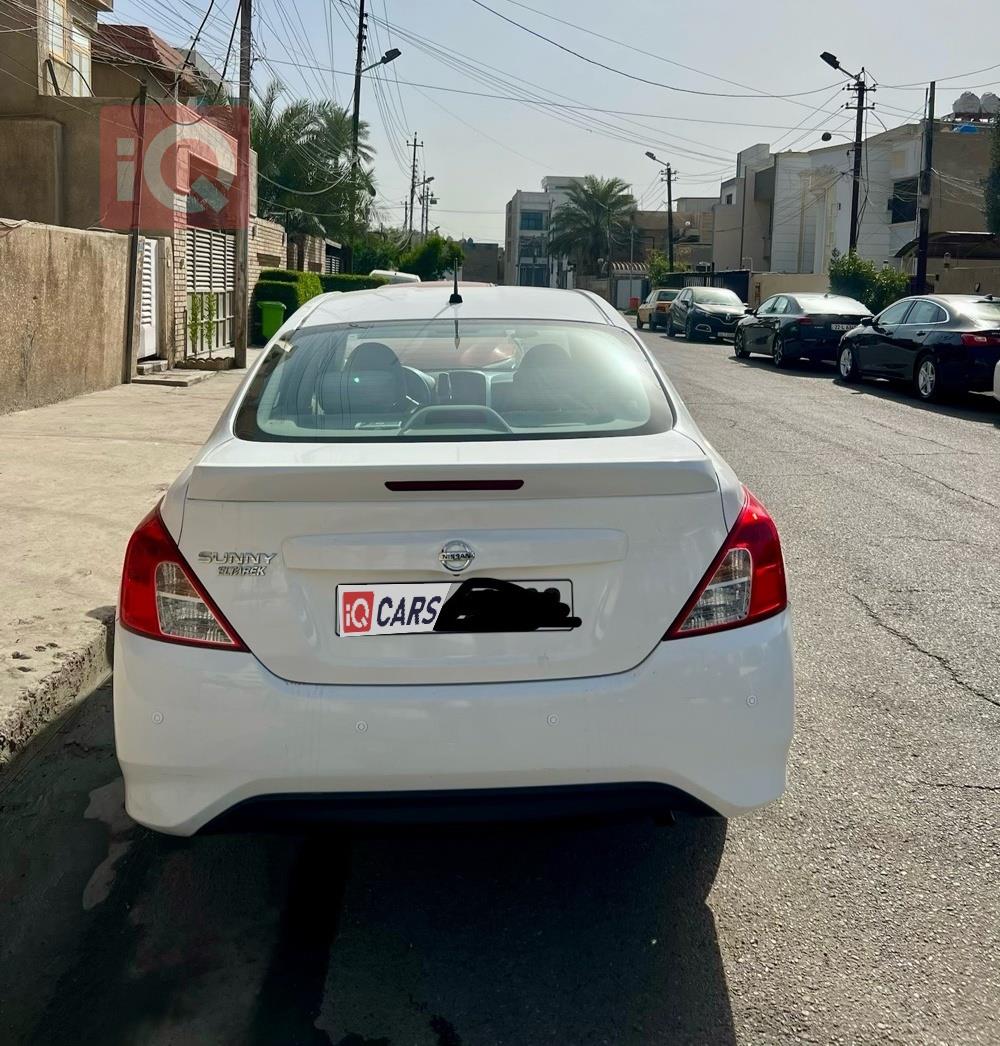 نيسان صني